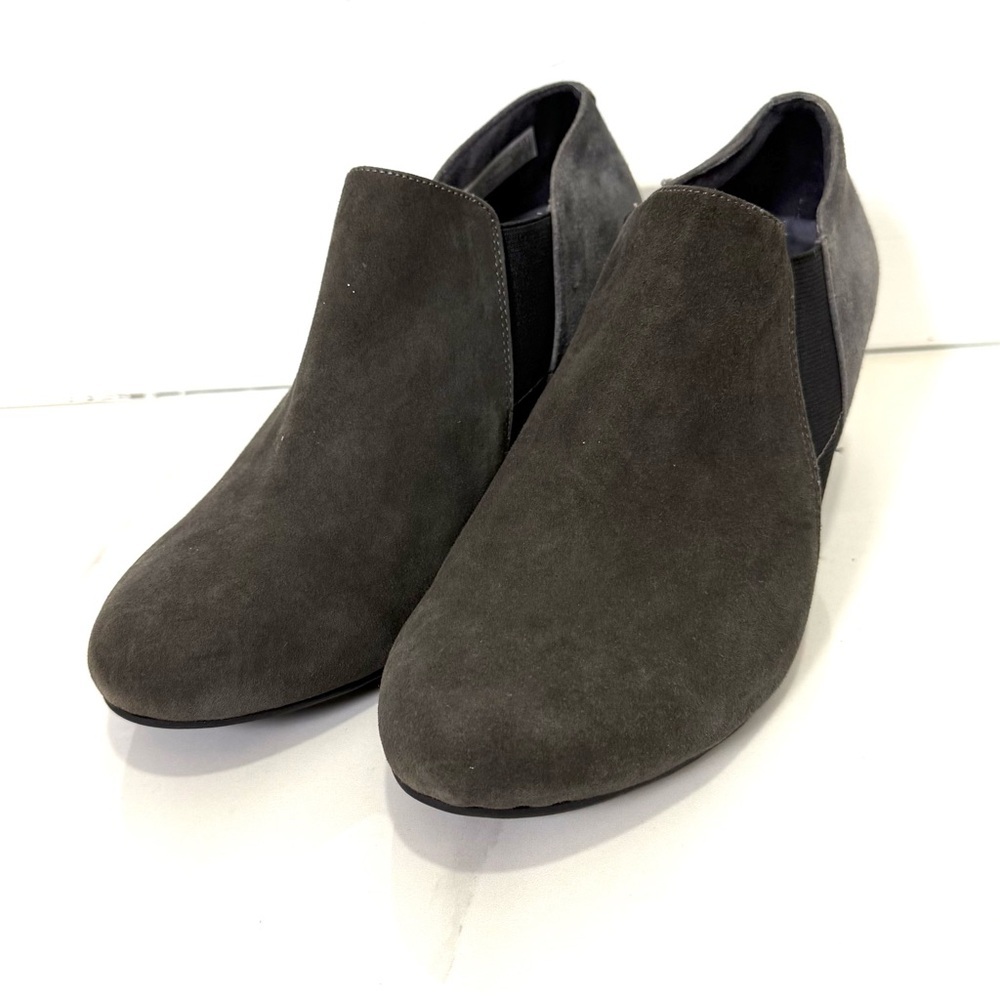 Vionic stanton wedge Gray‎ Ankle Booties 9